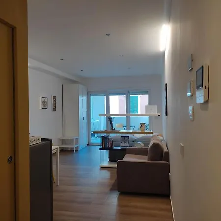 Apartmán Domus13-with Private Parking Bari