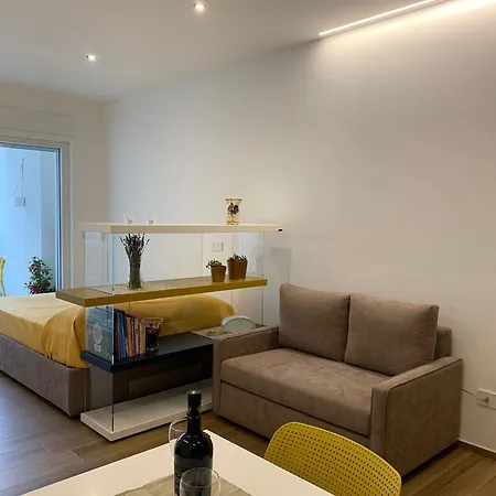 Domus13-with Private Parking Apartmán Bari