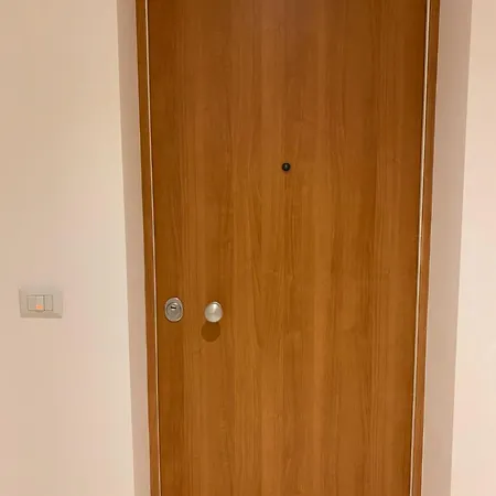 Domus13-with Private Parking Apartmán *