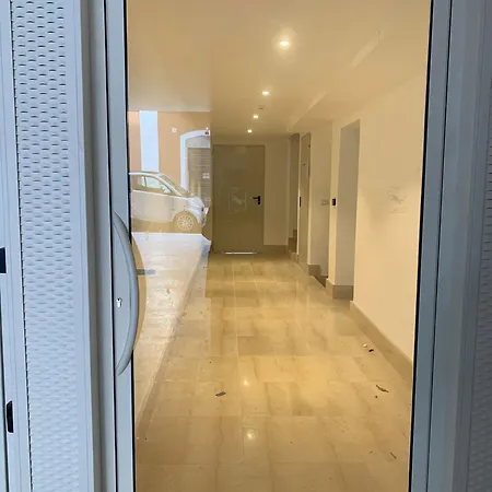Apartmán Domus13-with Private Parking *