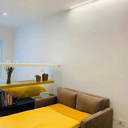 Apartmán Domus13-with Private Parking Bari