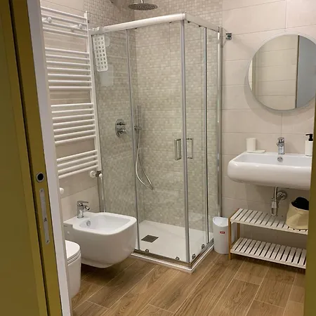 Domus13-with Private Parking * Bari