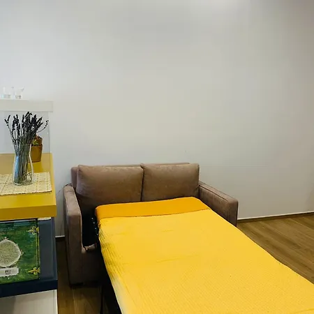 Domus13-with Private Parking * Bari