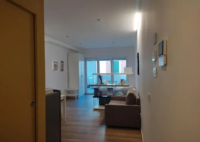 Apartmán Domus13-with Private Parking Bari